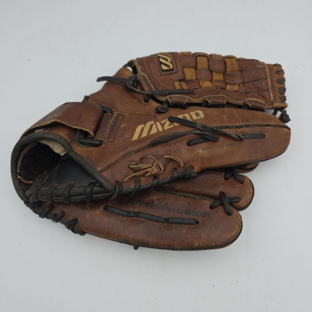 Mizuno Baseball Glove MVT 1251 Vintage Professional Model  Right Hand Throw